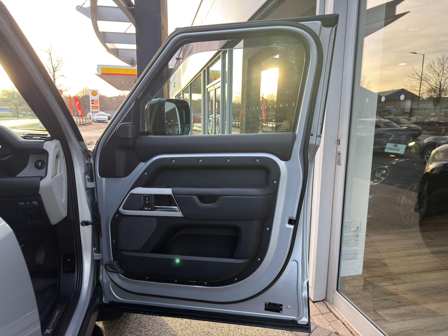 Used Land Rover Defender 110 2023 for sale - 77130789: Photo 55