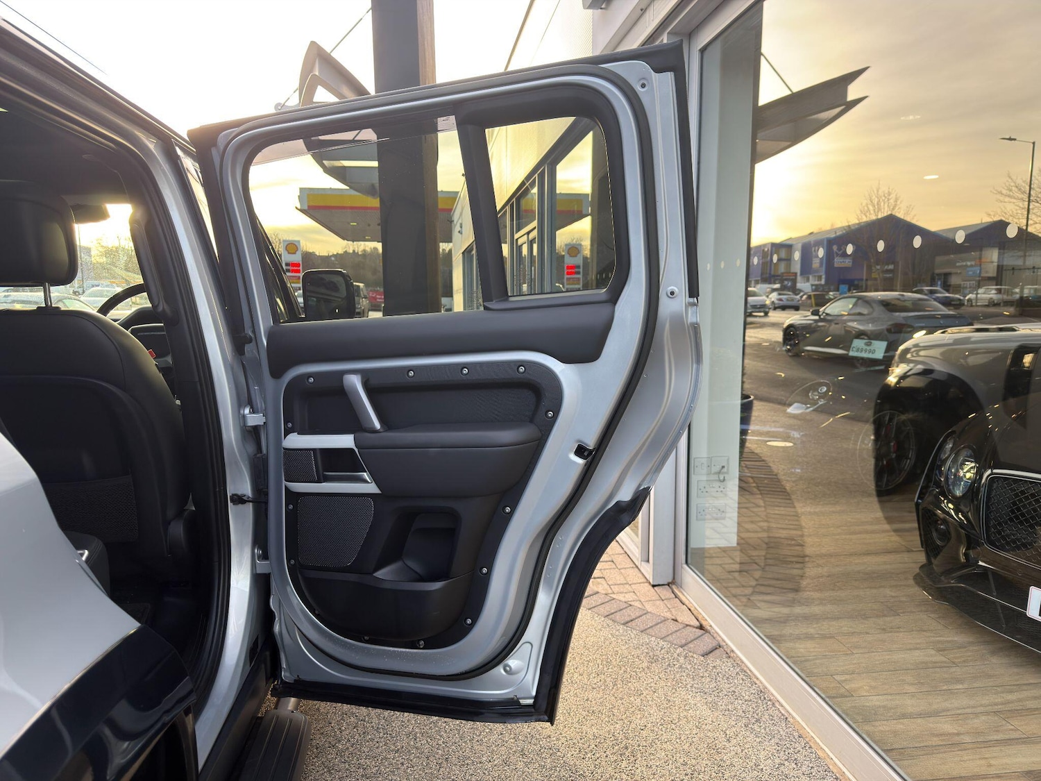 Used Land Rover Defender 110 2023 for sale - 77130789: Photo 57