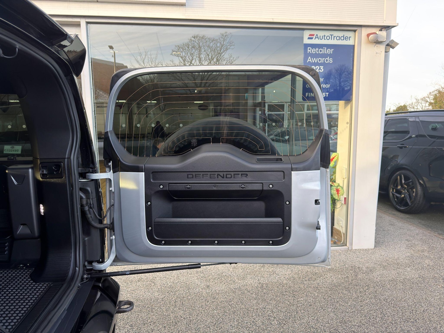 Used Land Rover Defender 110 2023 for sale - 77130789: Photo 60