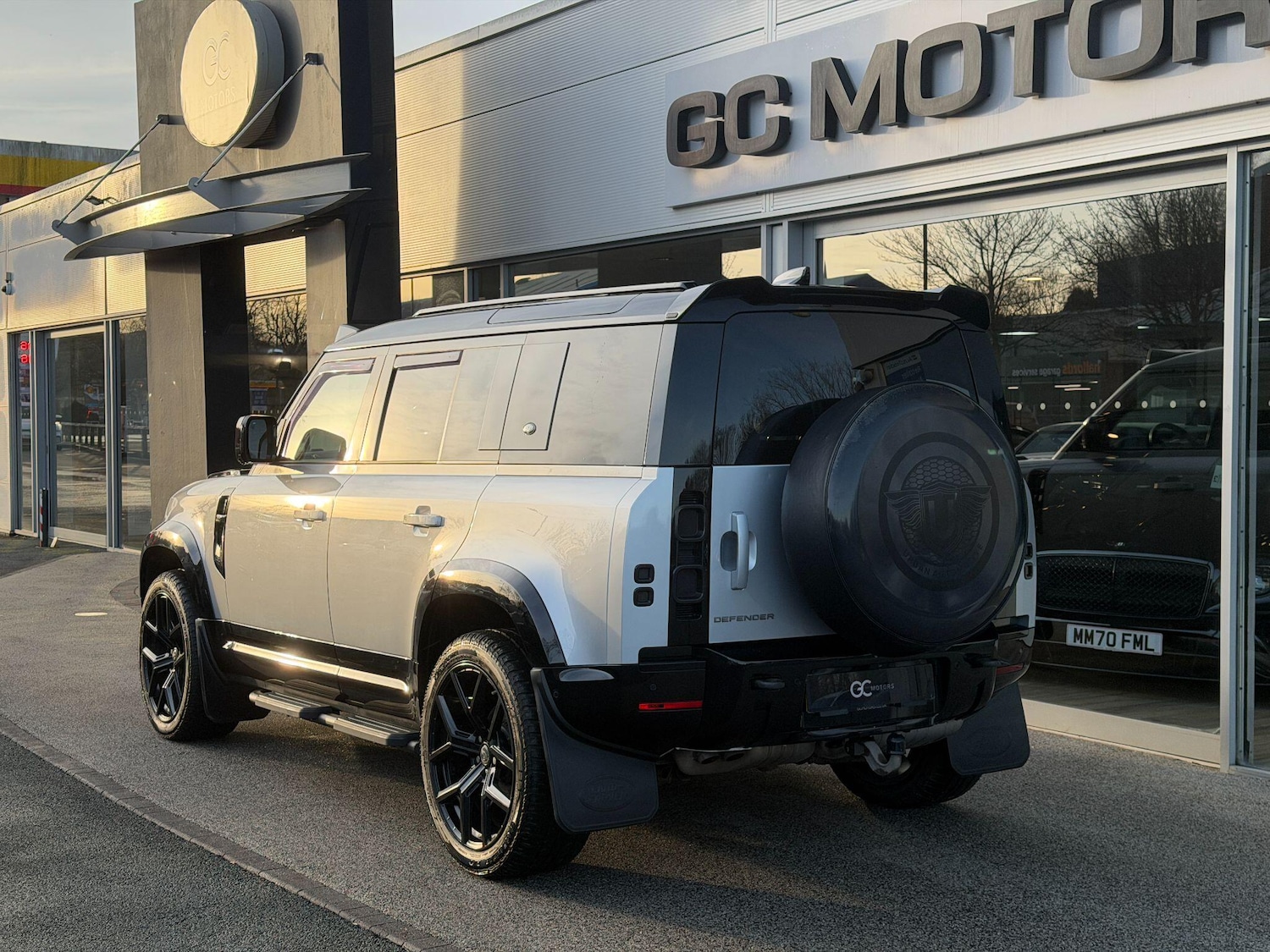 Used Land Rover Defender 110 2023 for sale - 77130789: Photo 7