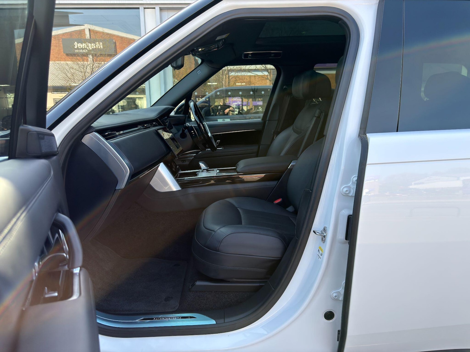 Used Land Rover Range Rover 2024 for sale - 78171363: Photo 14