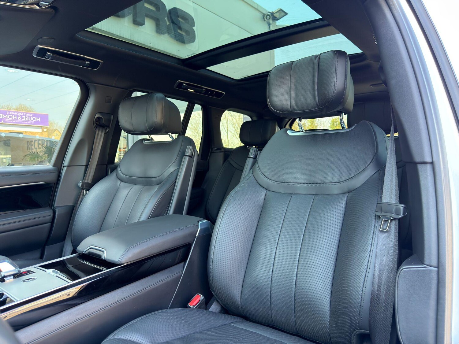 Used Land Rover Range Rover 2024 for sale - 78171363: Photo 16