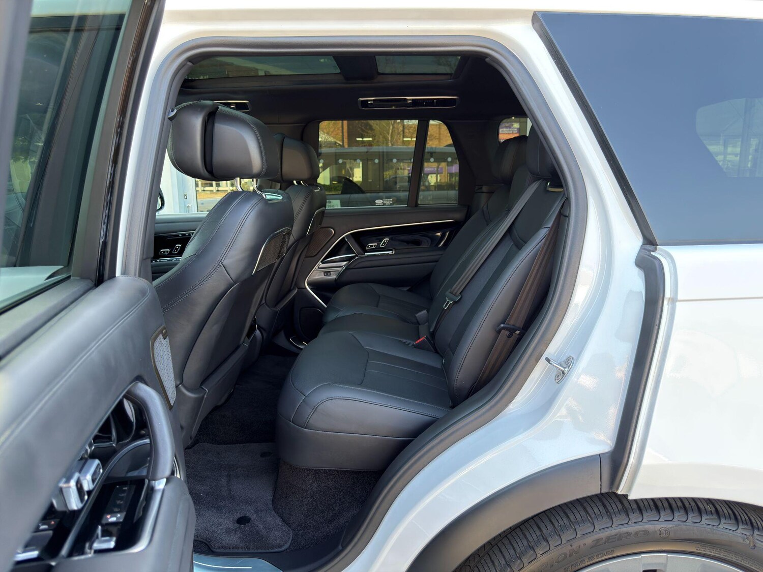 Used Land Rover Range Rover 2024 for sale - 78171363: Photo 22