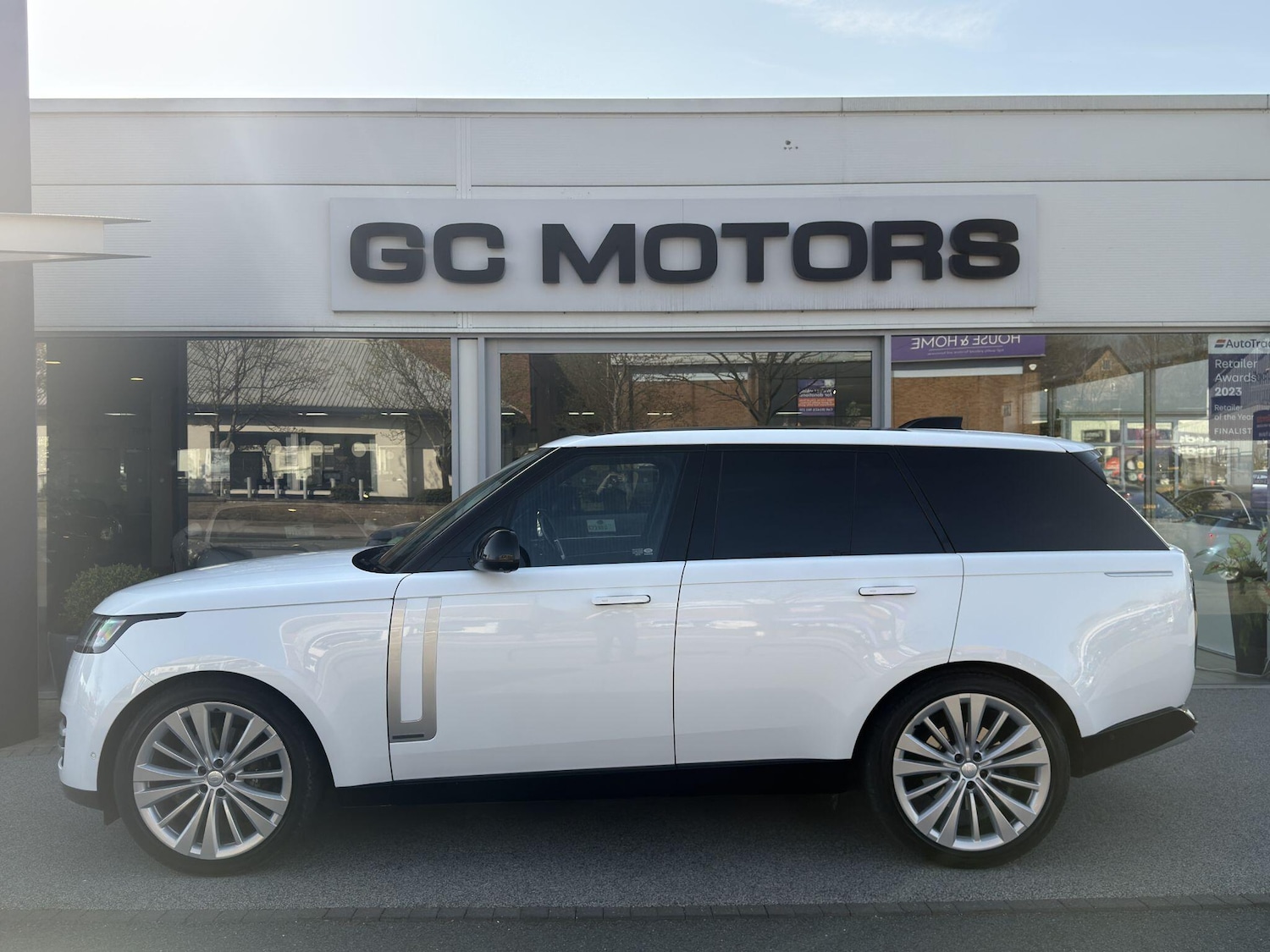 Used Land Rover Range Rover 2024 for sale - 78171363: Photo 3