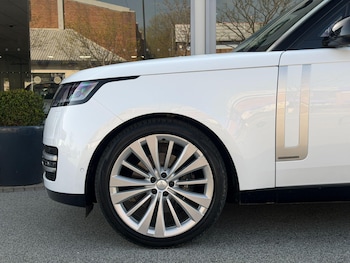 Used Land Rover Range Rover 2024 for sale - 78171363: Photo