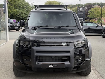 Used Land Rover Defender 130 2024 for sale - 79441596: Photo