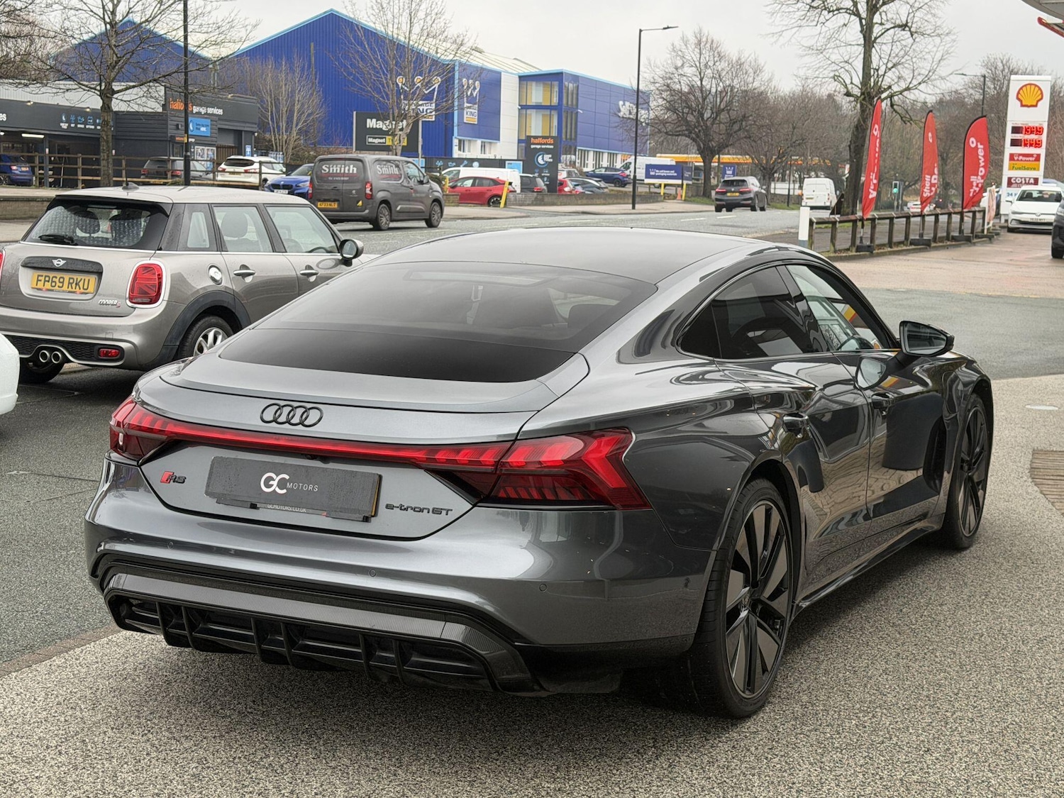 Used Audi RS e-tron GT 2021 for sale - 77351770: Photo 10