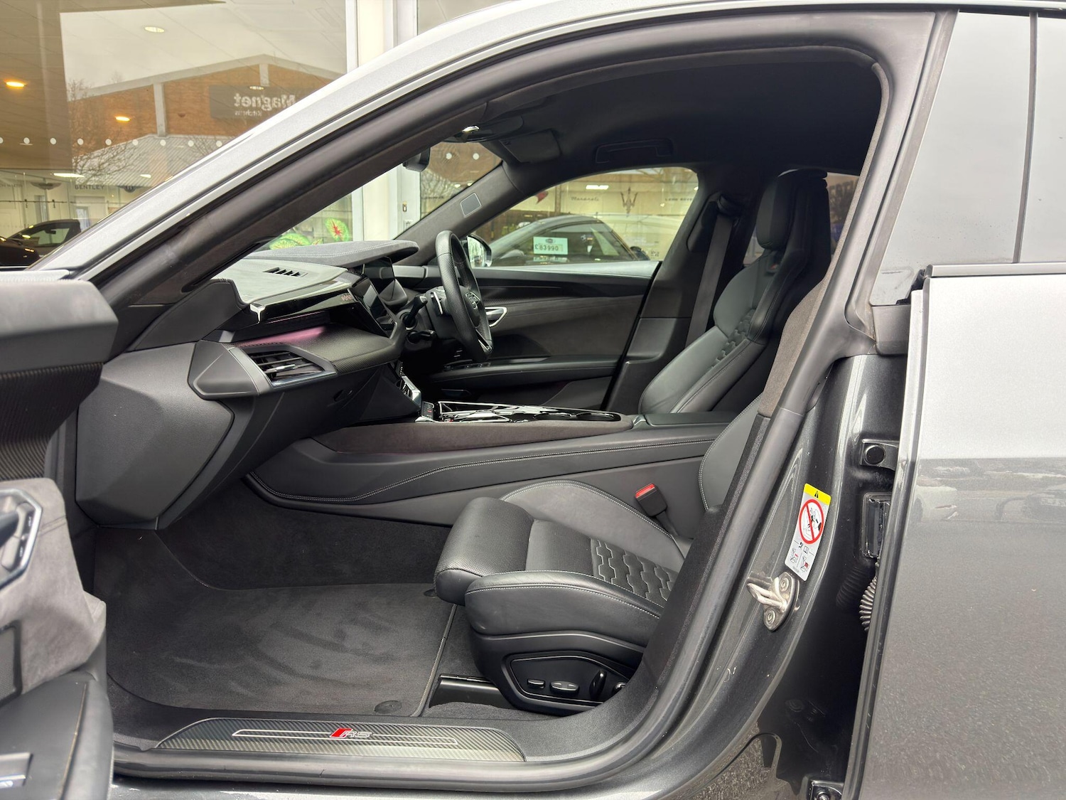 Used Audi RS e-tron GT 2021 for sale - 77351770: Photo 18