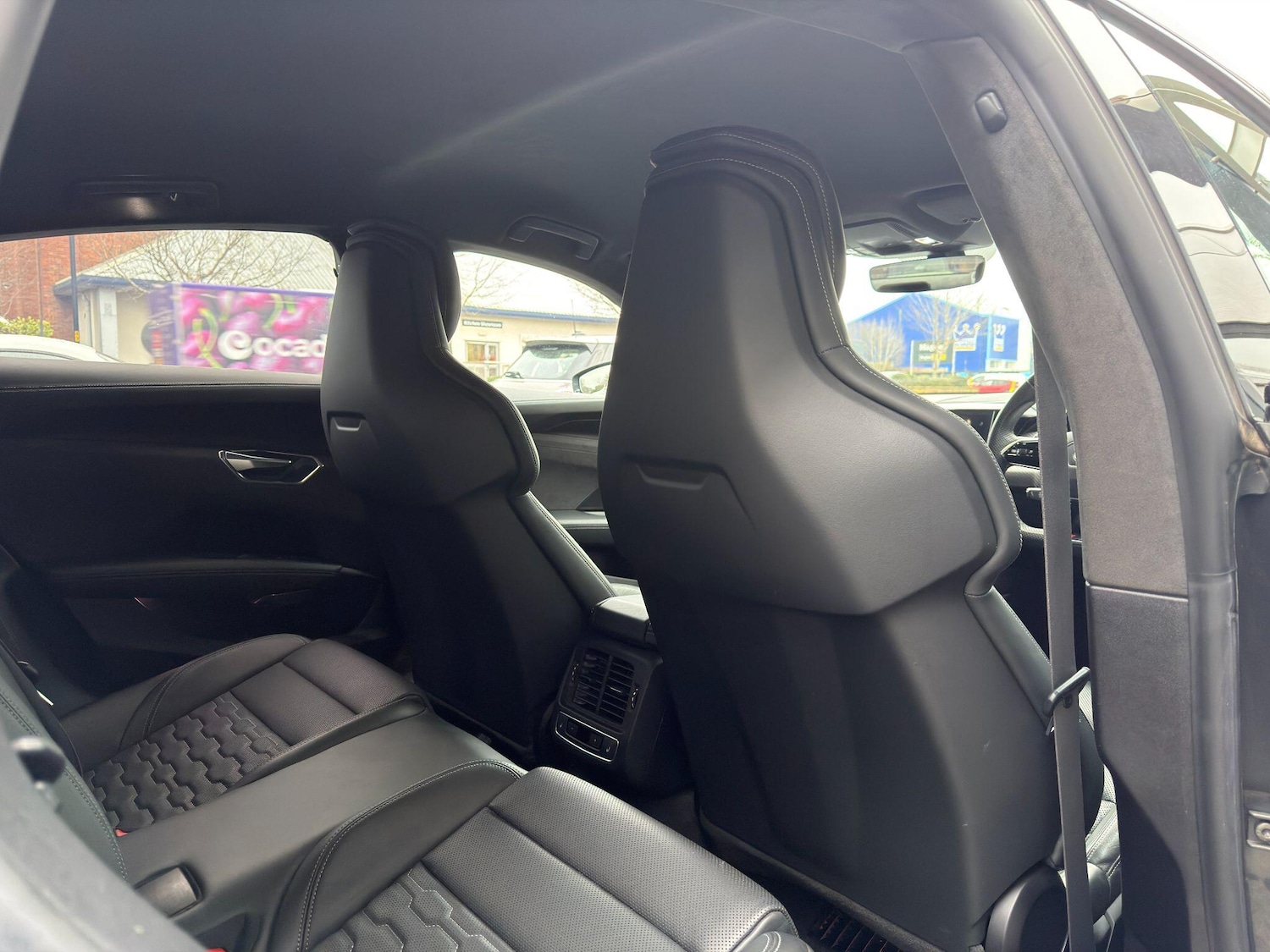 Used Audi RS e-tron GT 2021 for sale - 77351770: Photo 24