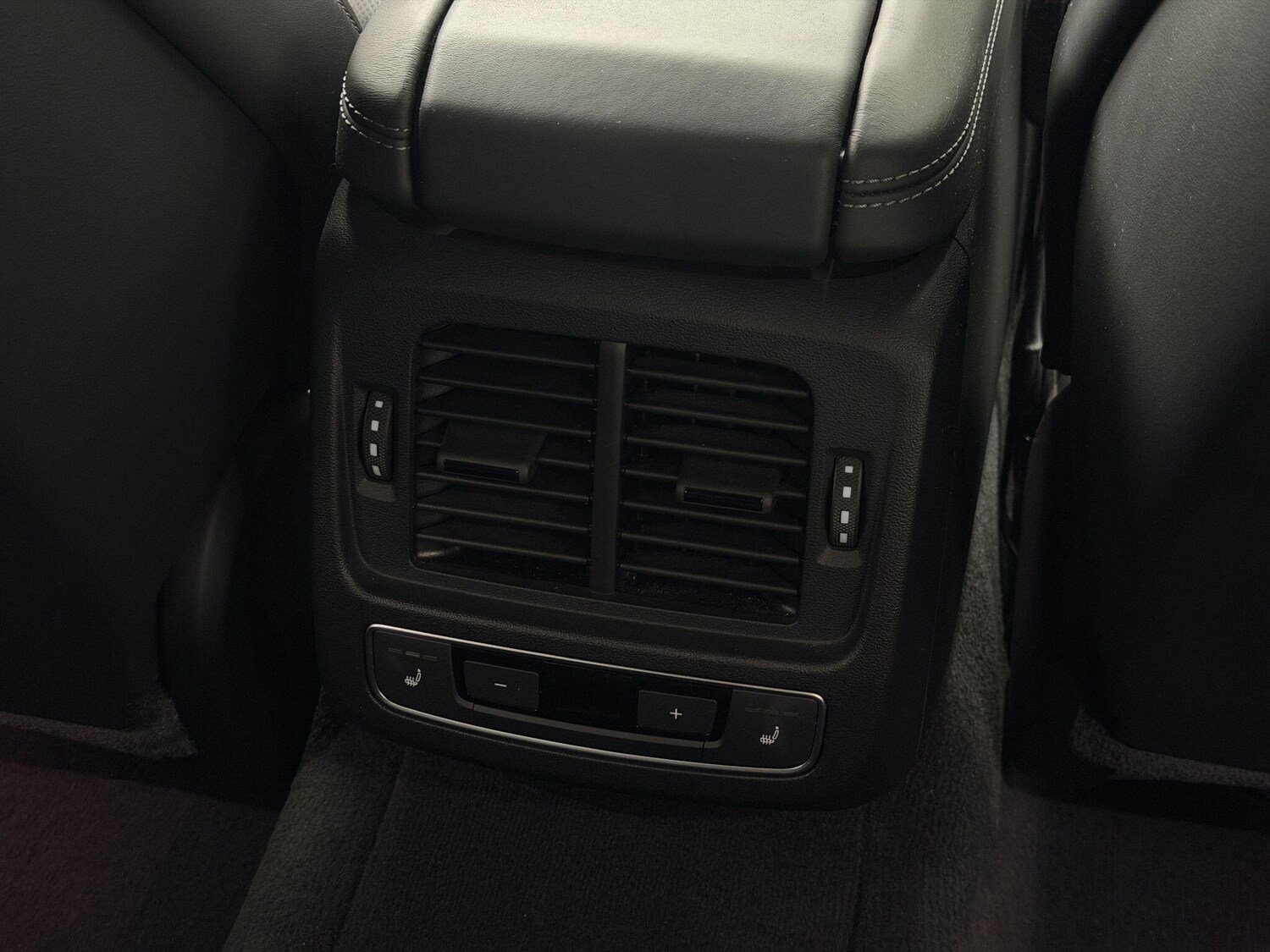 Used Audi RS e-tron GT 2021 for sale - 77351770: Photo 64