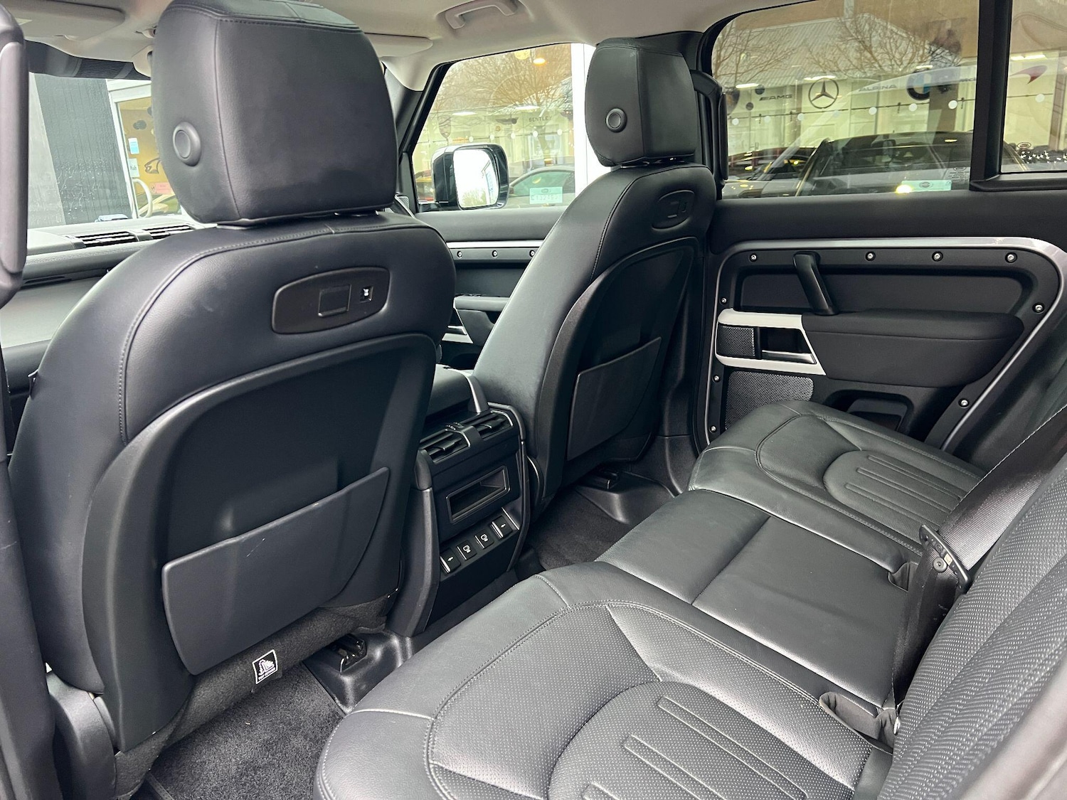 Used Land Rover Defender 2022 for sale - 77049855: Photo 28