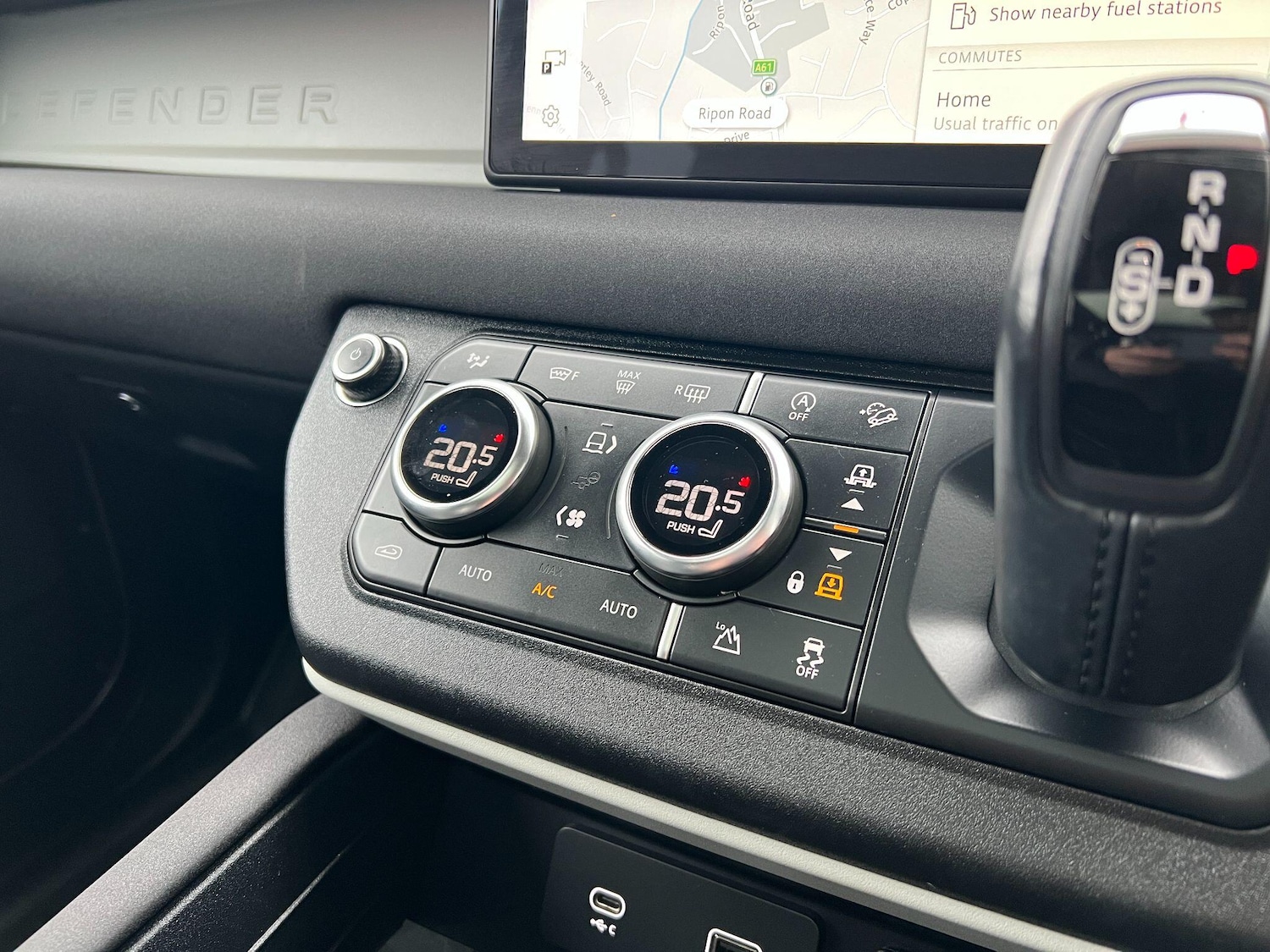 Used Land Rover Defender 2022 for sale - 77049855: Photo 35