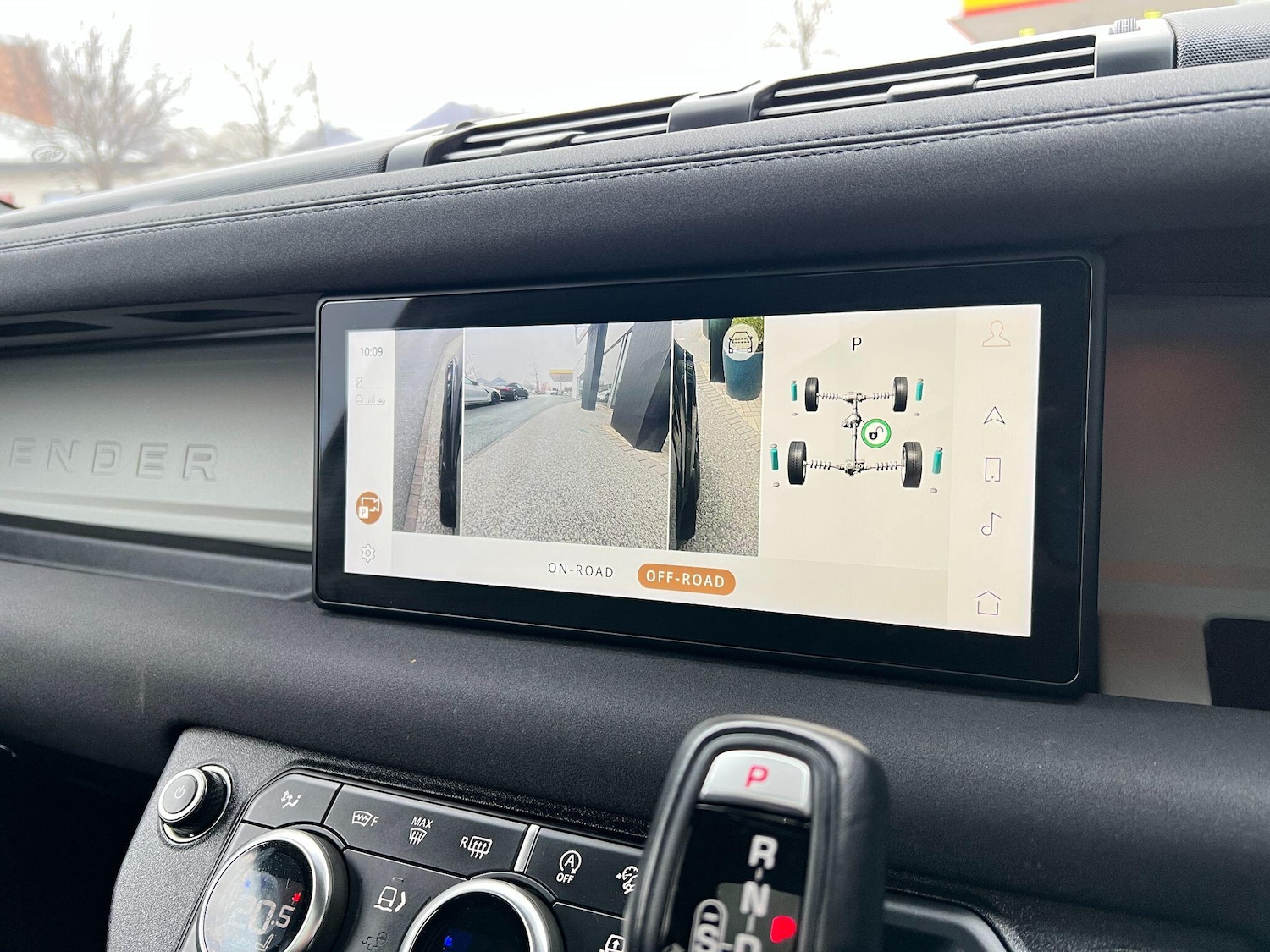 Used Land Rover Defender 2022 for sale - 77049855: Photo 39