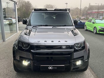 Used Land Rover Defender 2022 for sale - 77049855: Photo