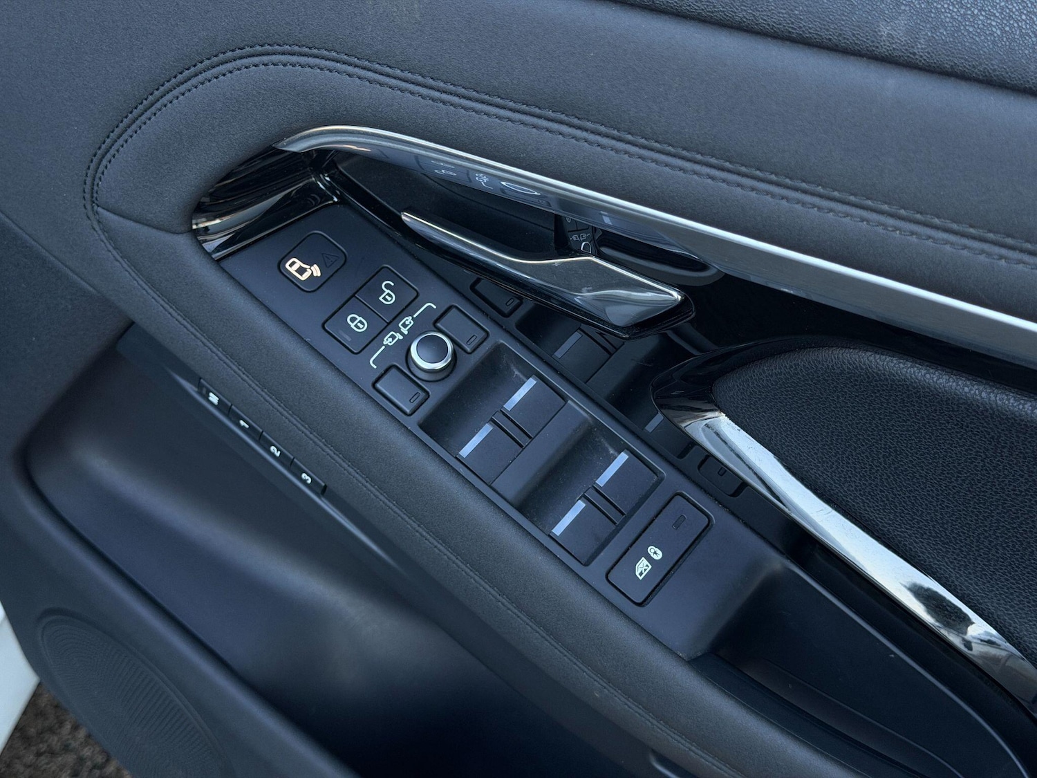 Used Land Rover Range Rover Evoque for sale - 77229392: Photo 31