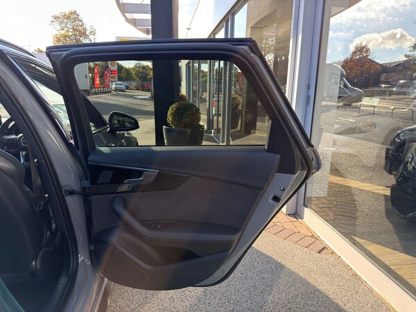 Used Audi RS4 Avant 2022 for sale - 76227352: Photo 25