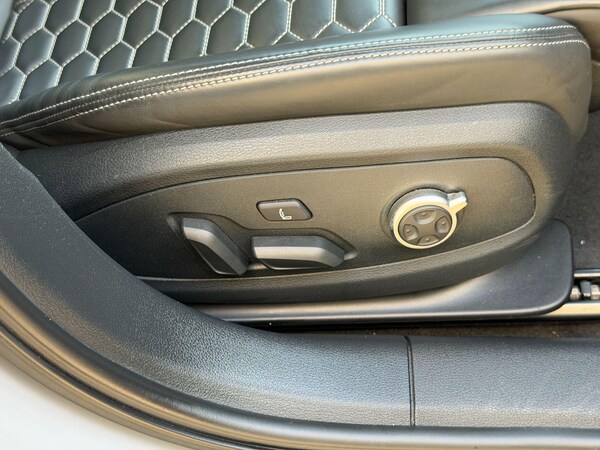 Used Audi RS4 Avant 2022 for sale - 76227352: Photo 45