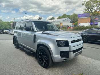 Used Land Rover Defender 110 2024 for sale - 74712528: Photo