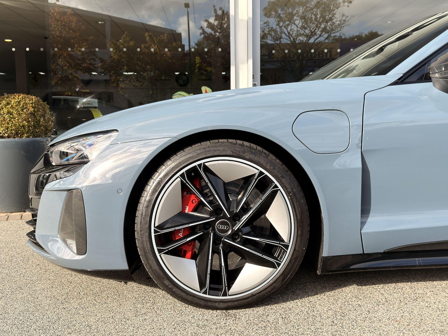Used Audi RS e-tron GT 2022 for sale - 76072601: Photo 4