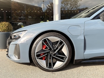 Used Audi RS e-tron GT 2022 for sale - 76072601: Photo 4