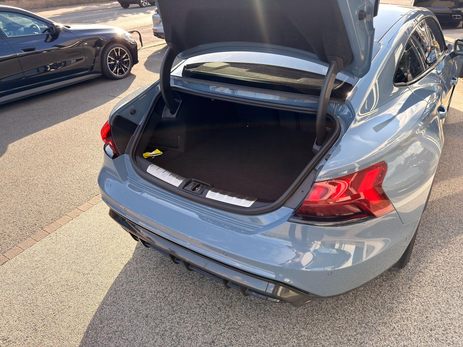 Used Audi RS e-tron GT 2022 for sale - 76072601: Photo 82