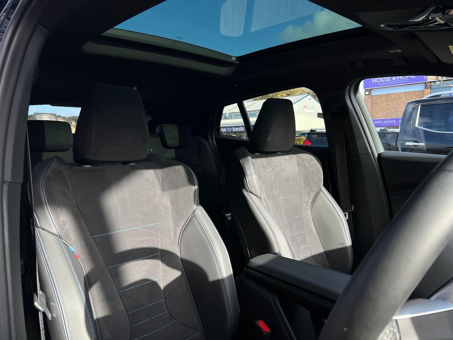 Used BMW iX2 2025 for sale - 76645553: Photo 15