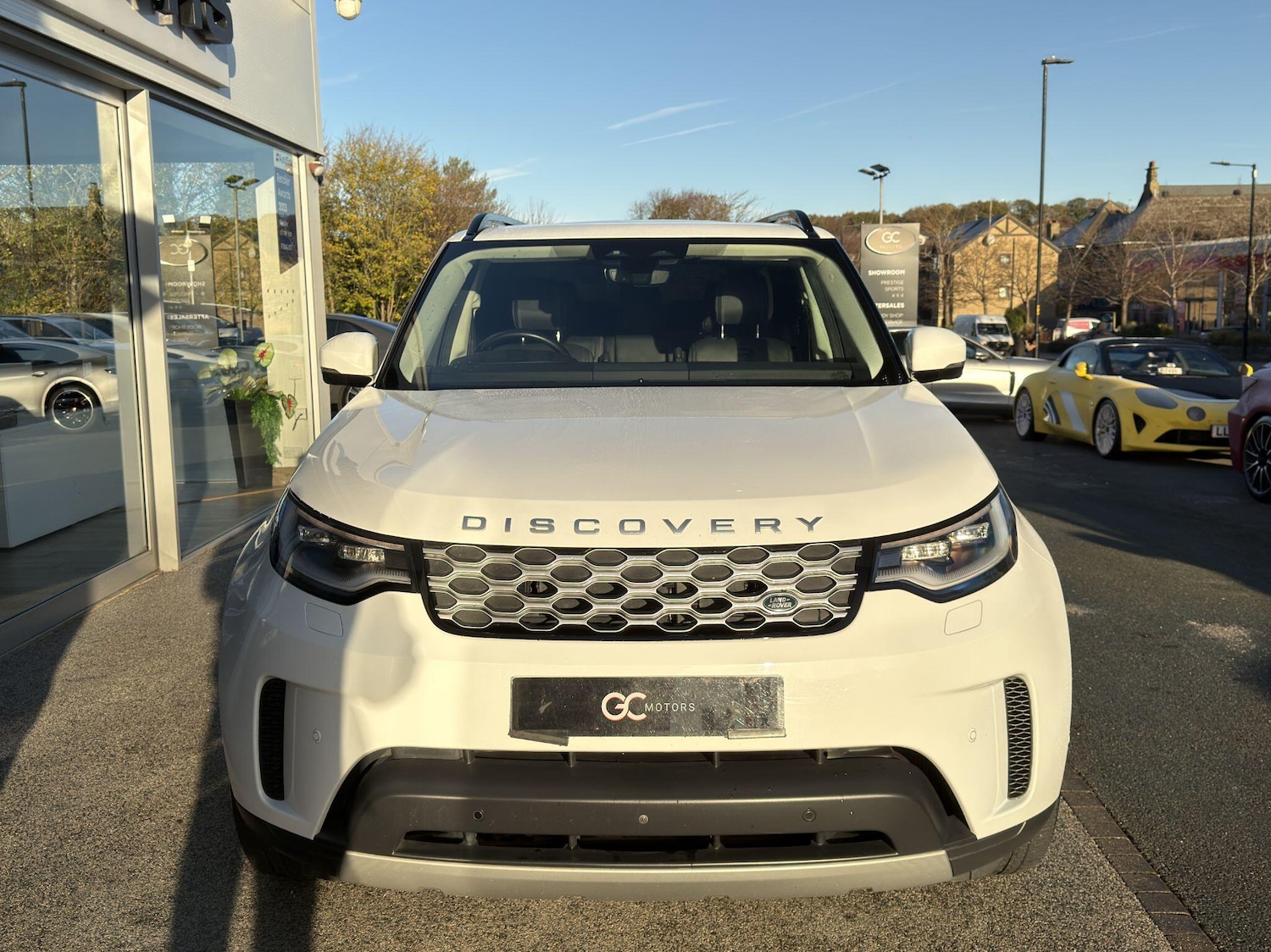 Used Land Rover Discovery 2022 for sale - 76645226: Photo 3