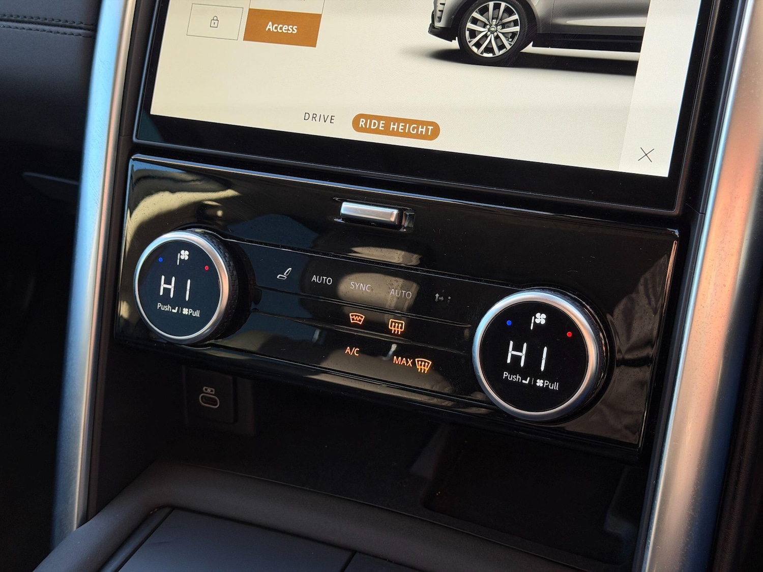 Used Land Rover Discovery 2022 for sale - 76645226: Photo 42