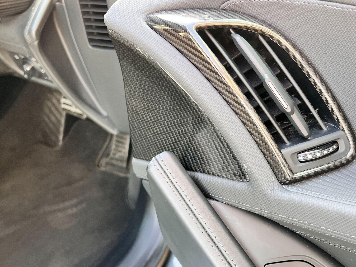 Used Audi R8 for sale - 77645992: Photo 42