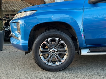 Used Mitsubishi L200 2021 for sale - 76926535: Photo