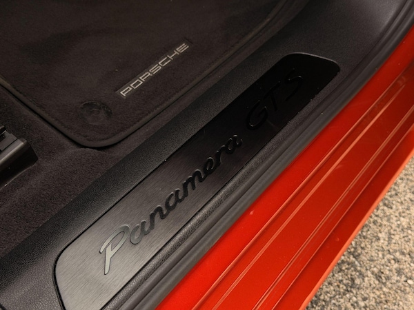 Used Porsche Panamera 2020 for sale - 76083877: Photo 32