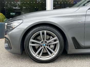 Used BMW 7 Series 2019 for sale - 74799102: Photo