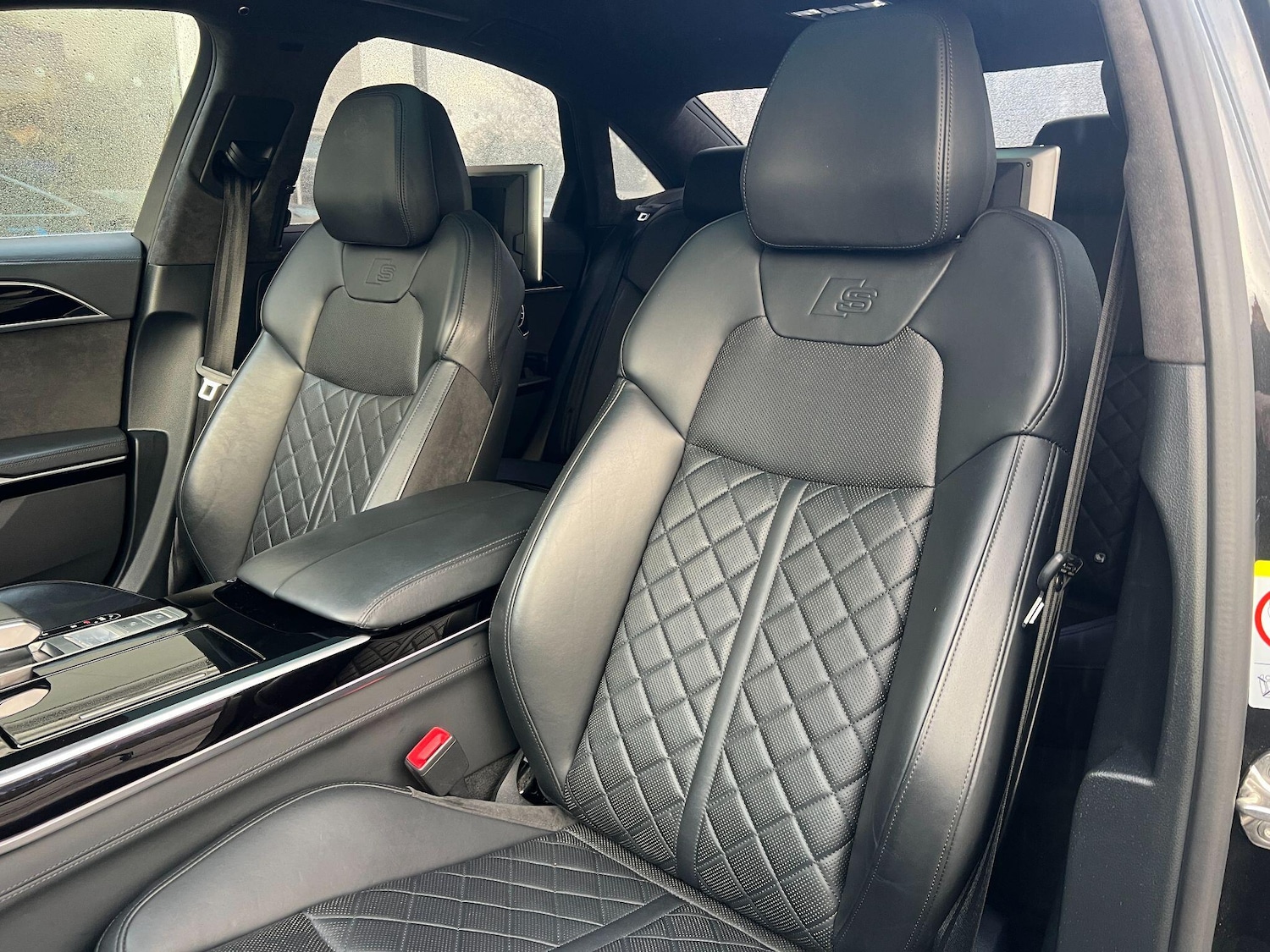 Used Audi S8 2020 for sale - 76832252: Photo 15