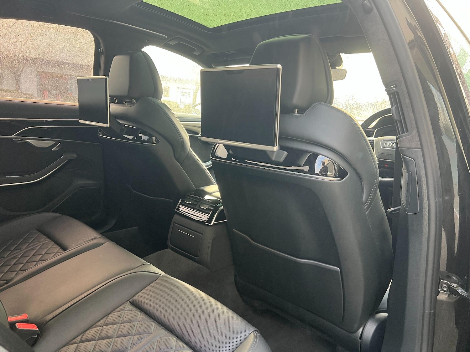 Used Audi S8 2020 for sale - 76832252: Photo 19