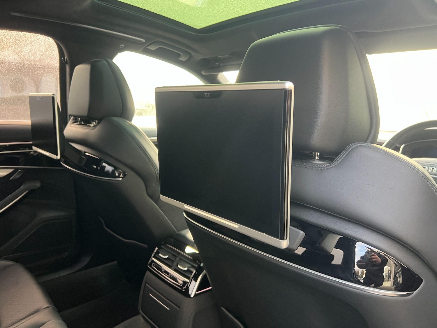 Used Audi S8 2020 for sale - 76832252: Photo 44