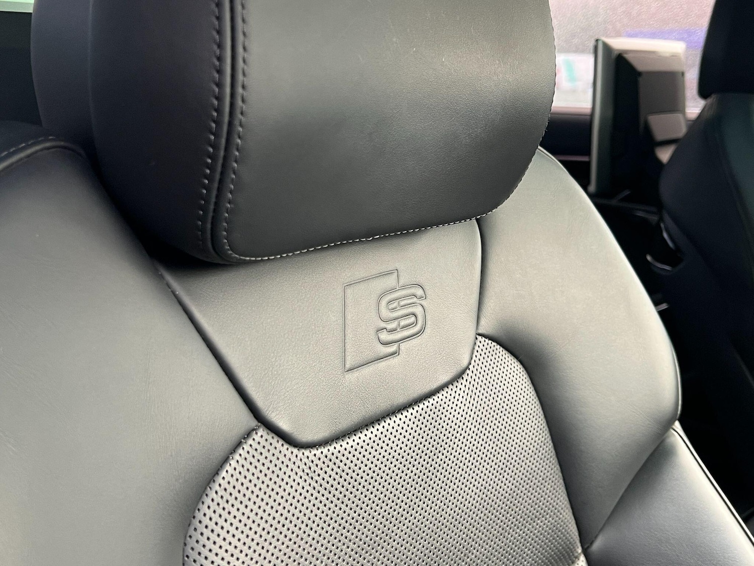 Used Audi S8 2020 for sale - 76832252: Photo 52