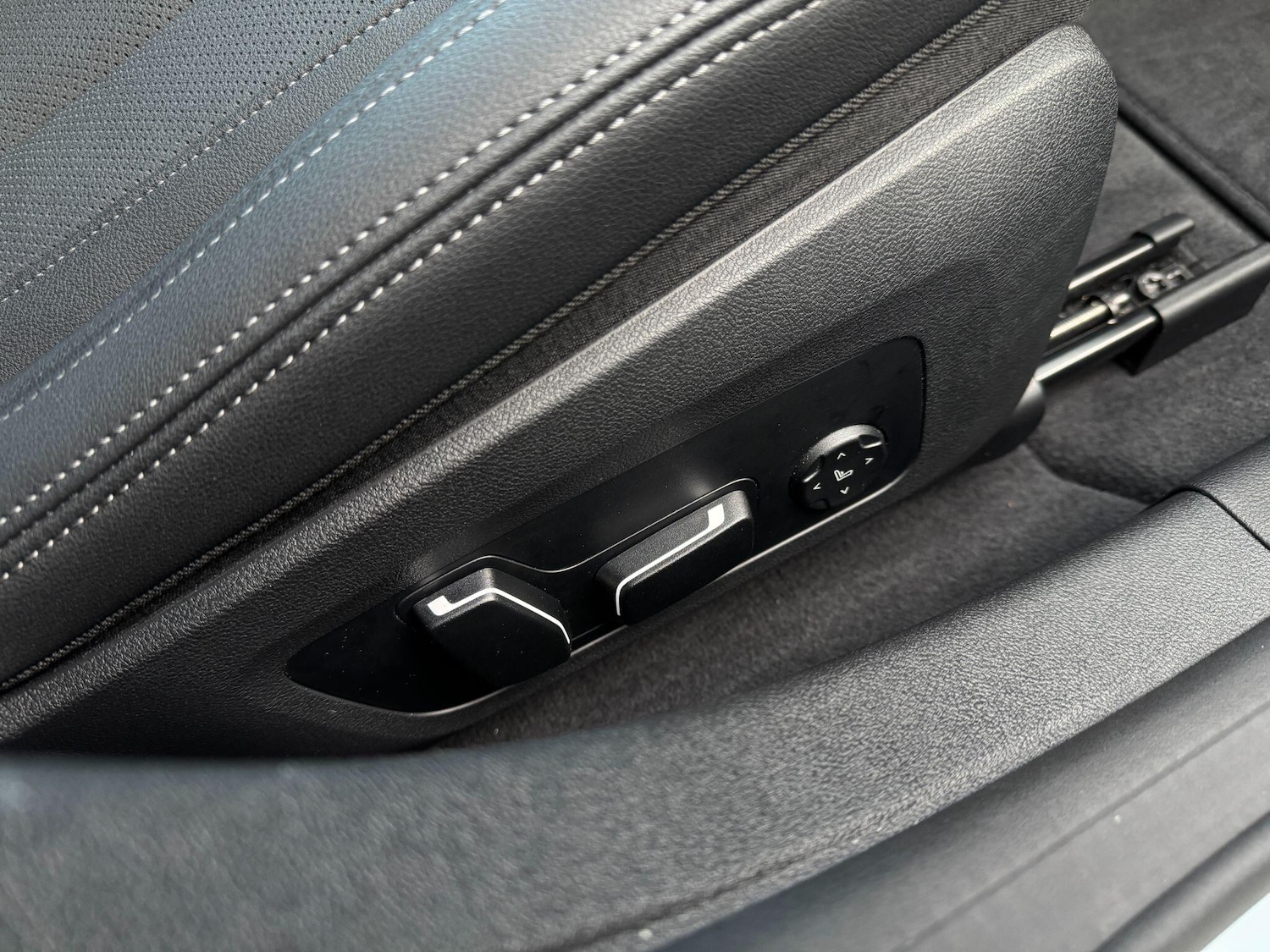 Used BMW i4 2025 for sale - 76388783: Photo 71