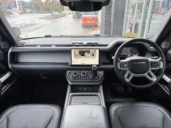 Used Land Rover Defender 90 2023 for sale - 76158767: Photo 15