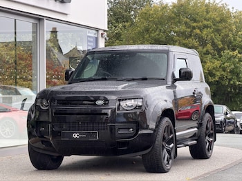 Land Rover - Defender 90