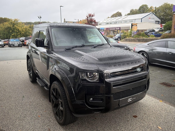 Used Land Rover Defender 90 2023 for sale - 76158767: Photo 9