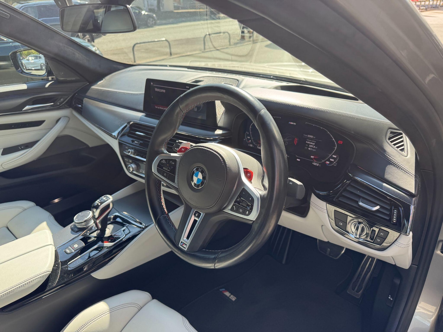 Vehicle 22