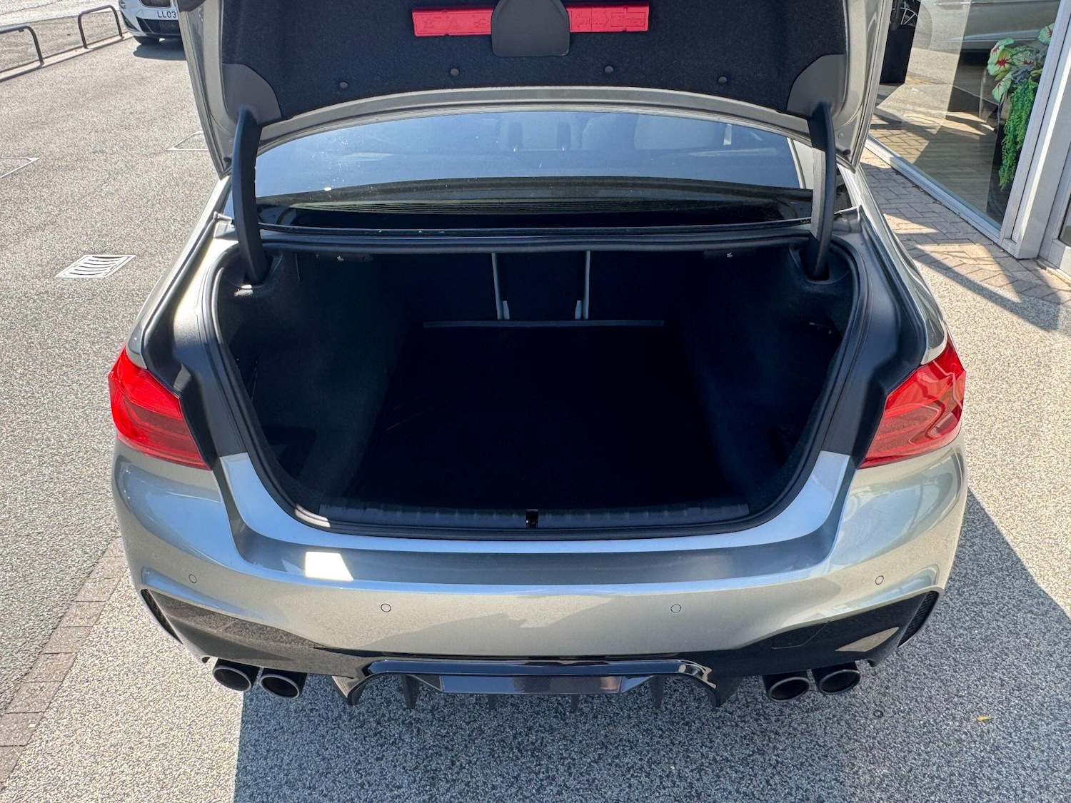 Vehicle 89