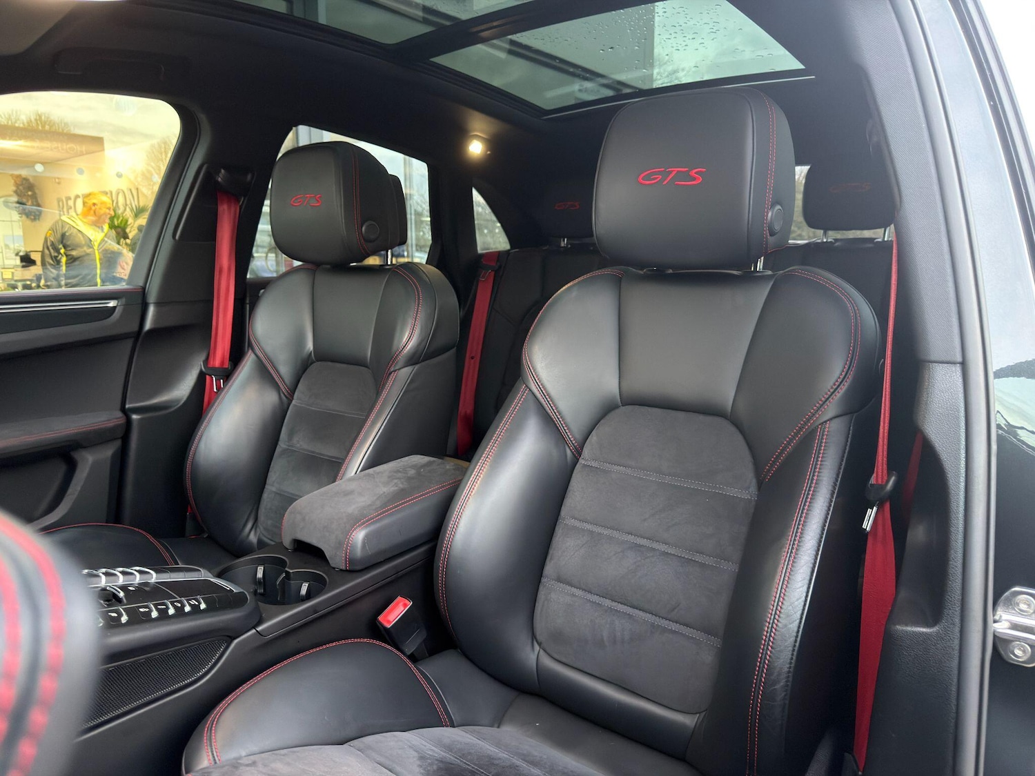 Used Porsche Macan for sale - 77016788: Photo 18