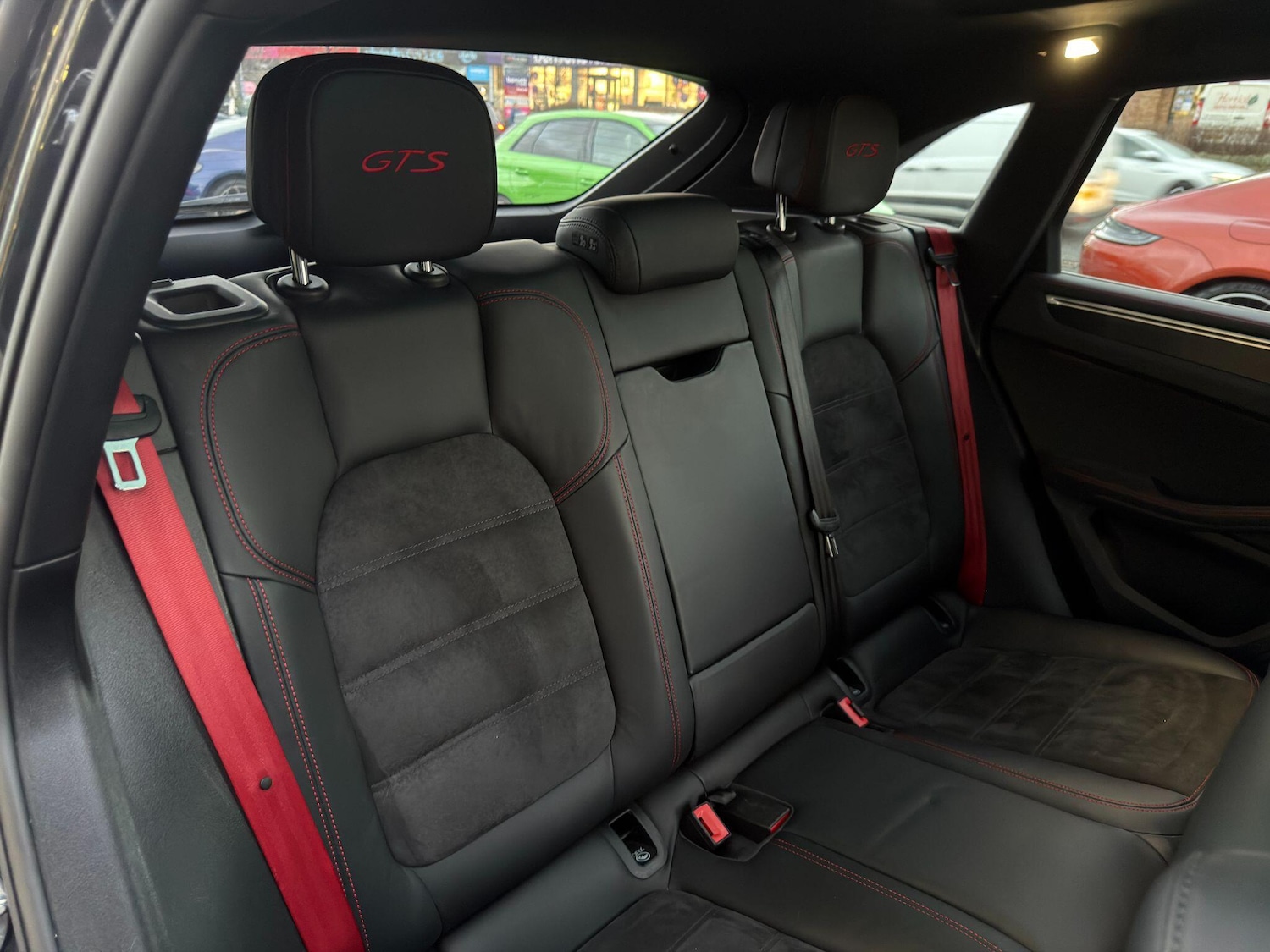 Used Porsche Macan for sale - 77016788: Photo 19