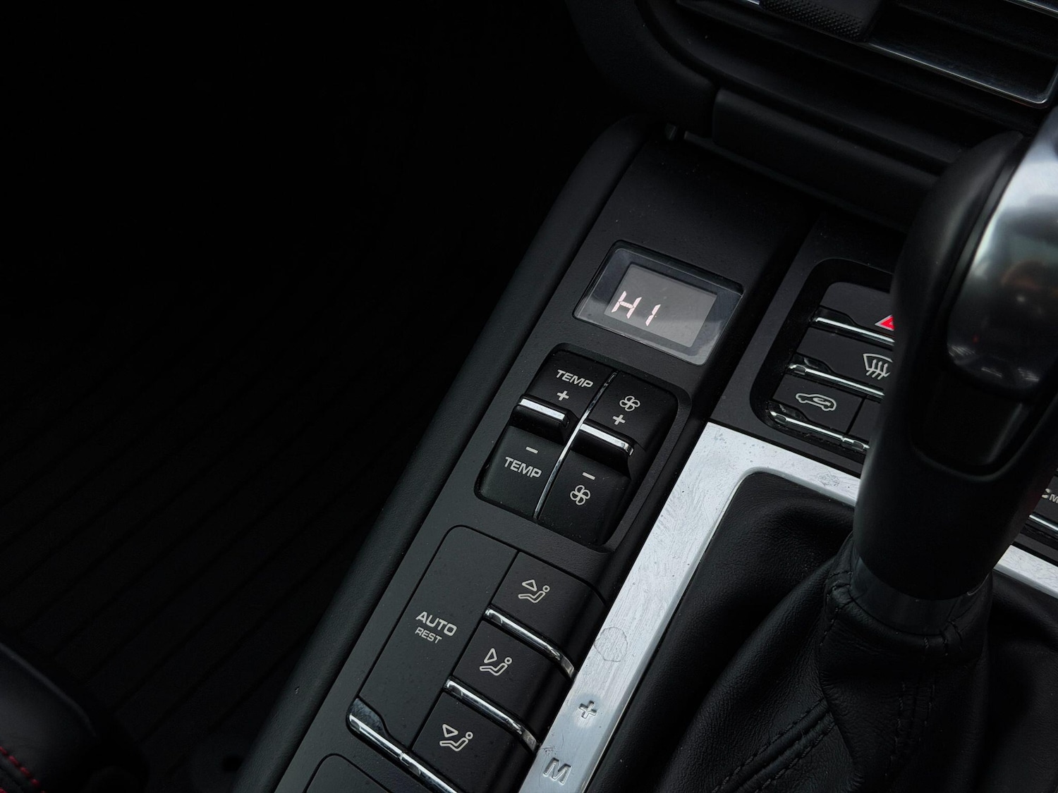 Used Porsche Macan for sale - 77016788: Photo 39