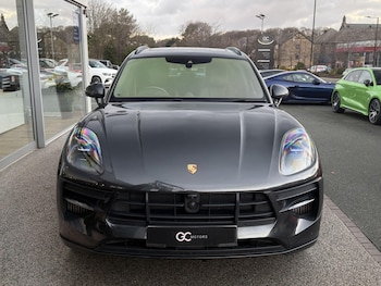 Used Porsche Macan 2020 for sale - 77016788: Photo