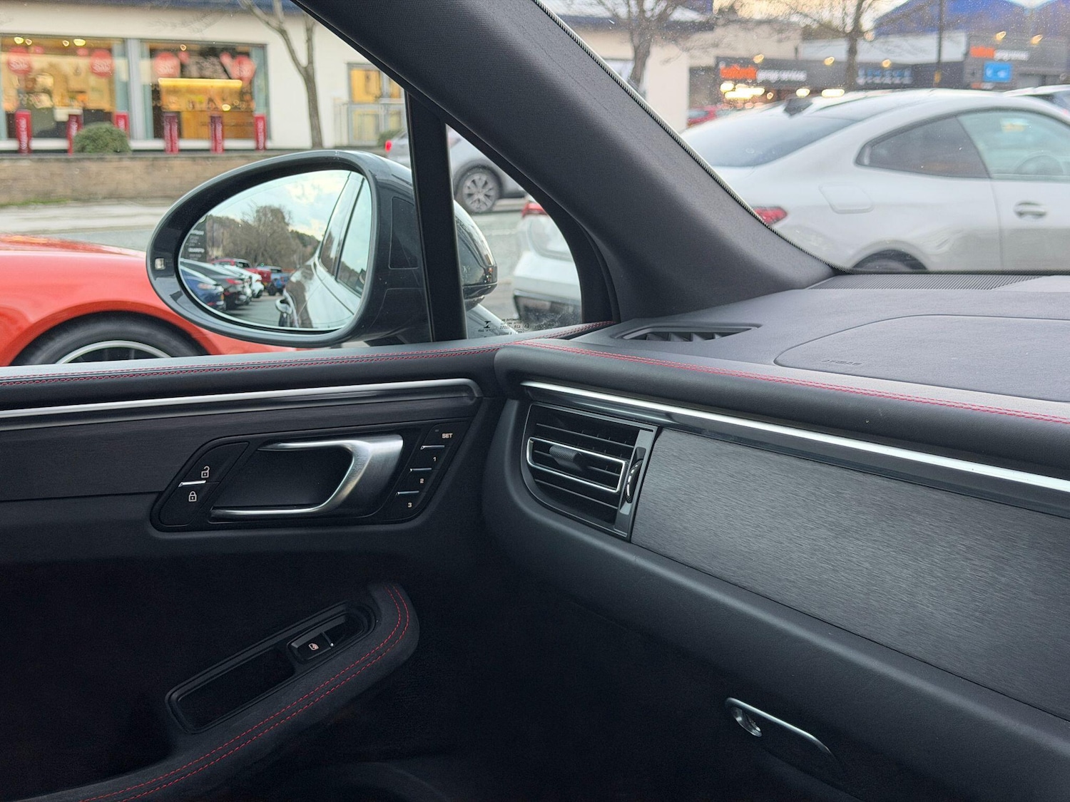 Used Porsche Macan for sale - 77016788: Photo 52