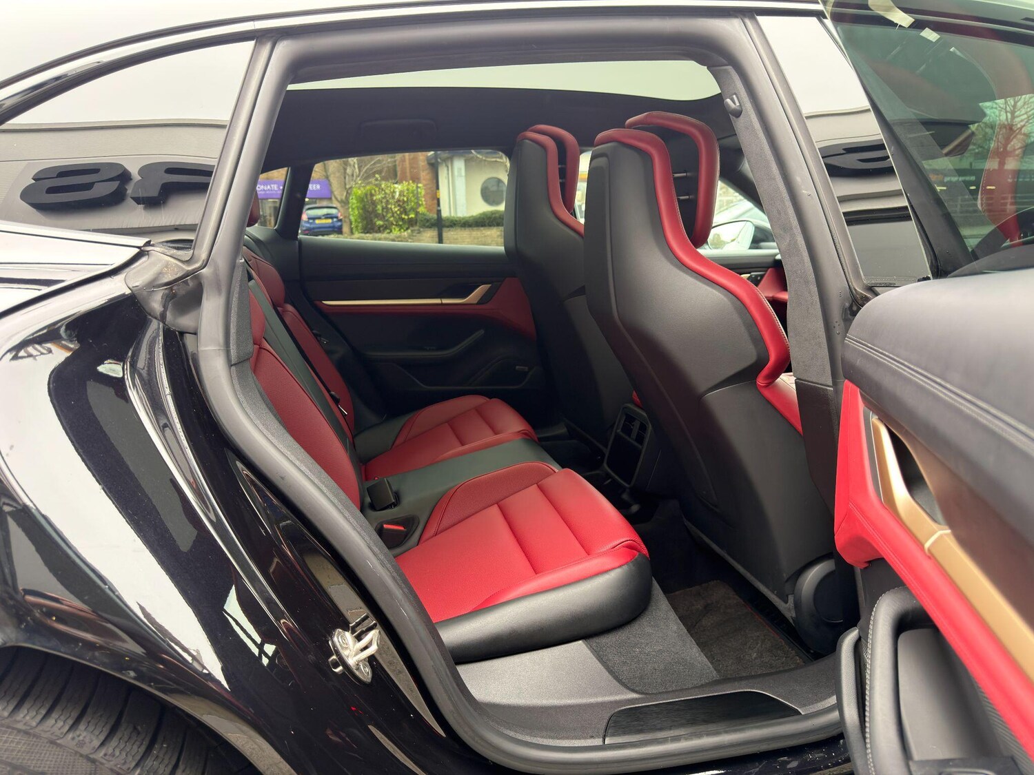 Used Porsche Taycan 2024 for sale - 77970276: Photo 21