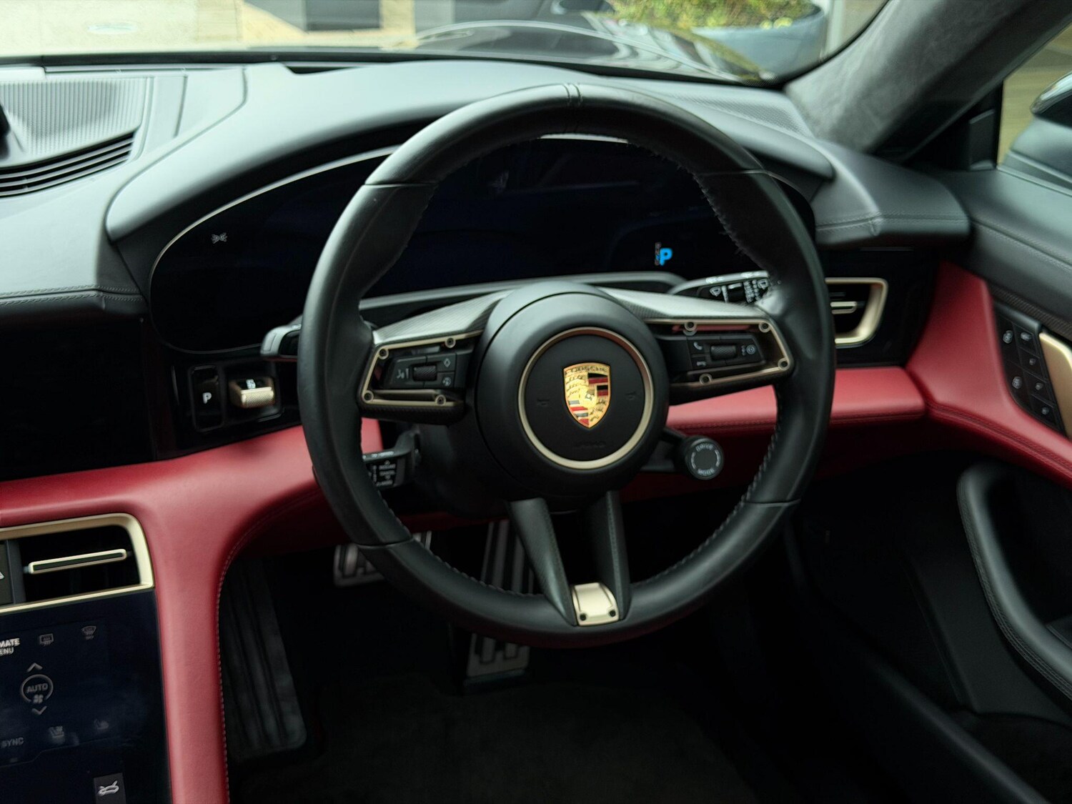 Used Porsche Taycan 2024 for sale - 77970276: Photo 23