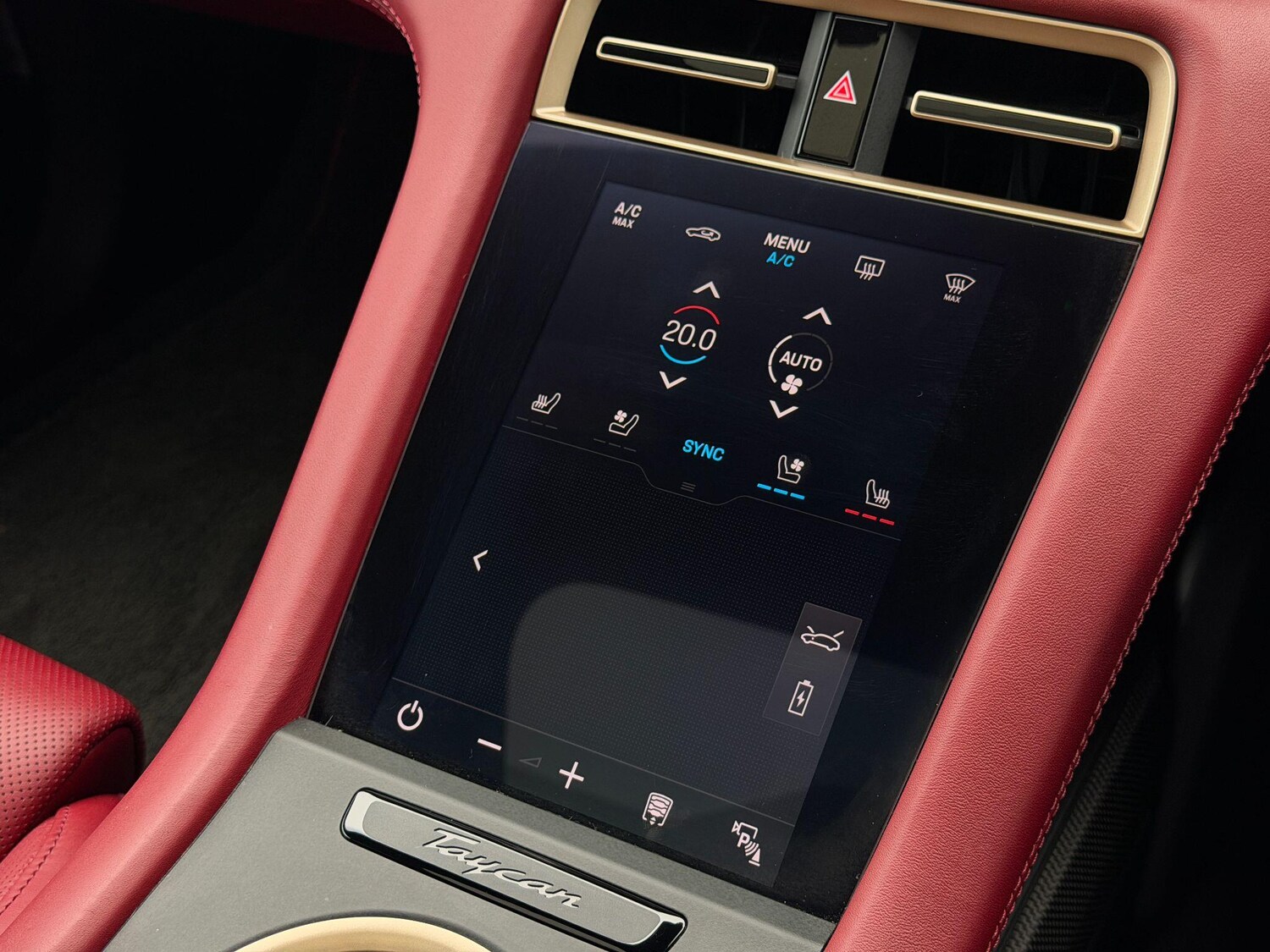 Used Porsche Taycan 2024 for sale - 77970276: Photo 32